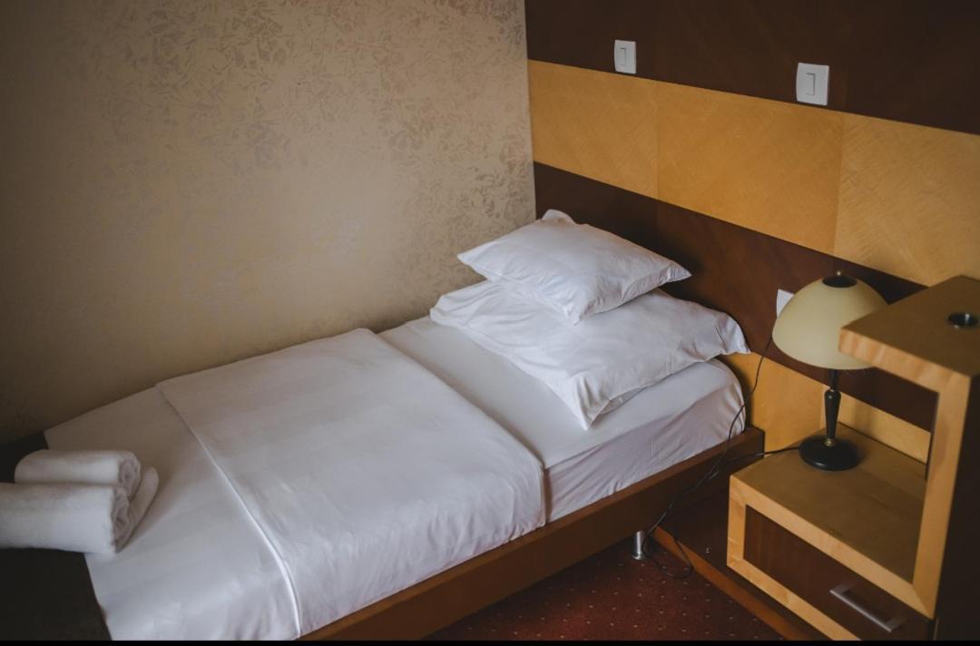 Hotel Marshal Nikšić Exterior foto