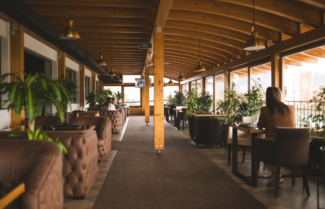 Hotel Marshal Nikšić Exterior foto