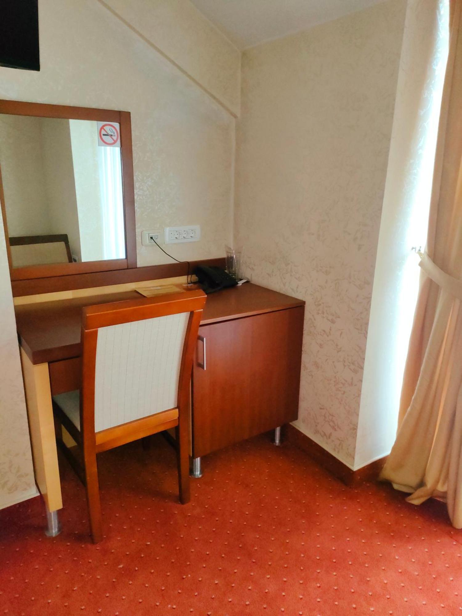 Hotel Marshal Nikšić Exterior foto
